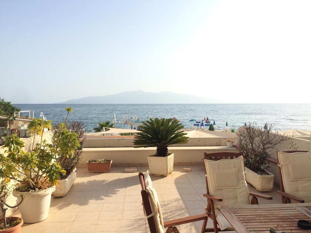 Apartments Wonderful Bay Sarandë 部屋 写真