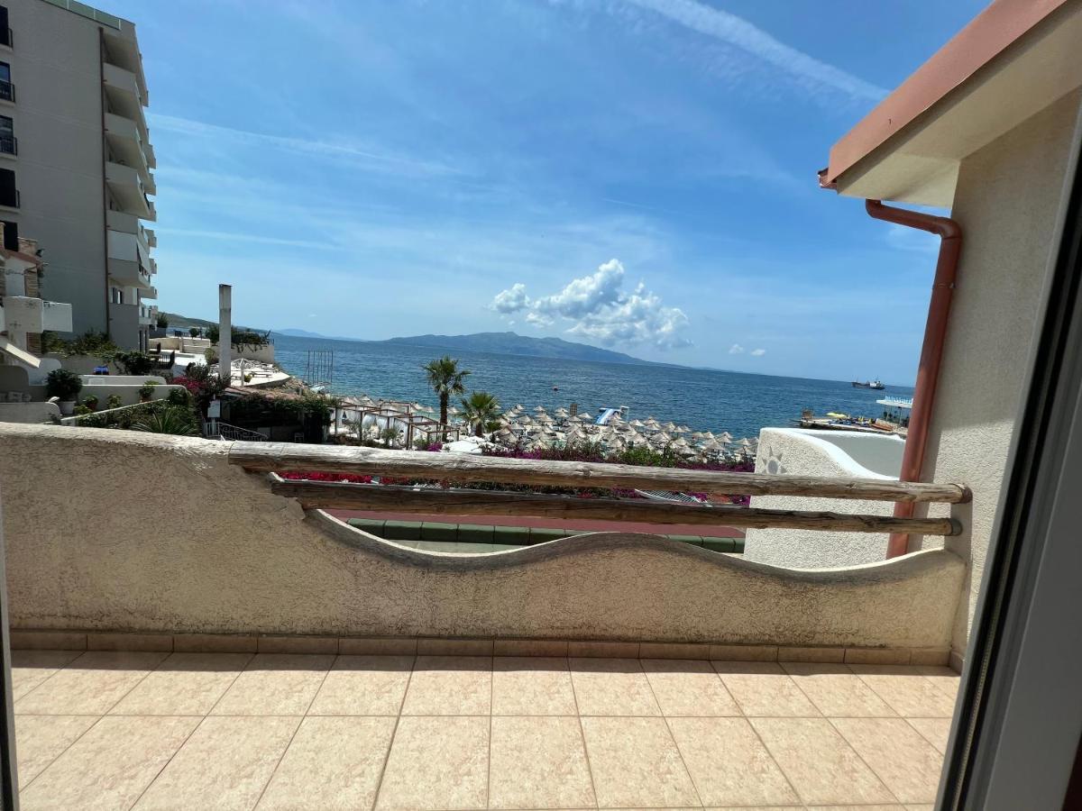 Apartments Wonderful Bay Sarandë エクステリア 写真