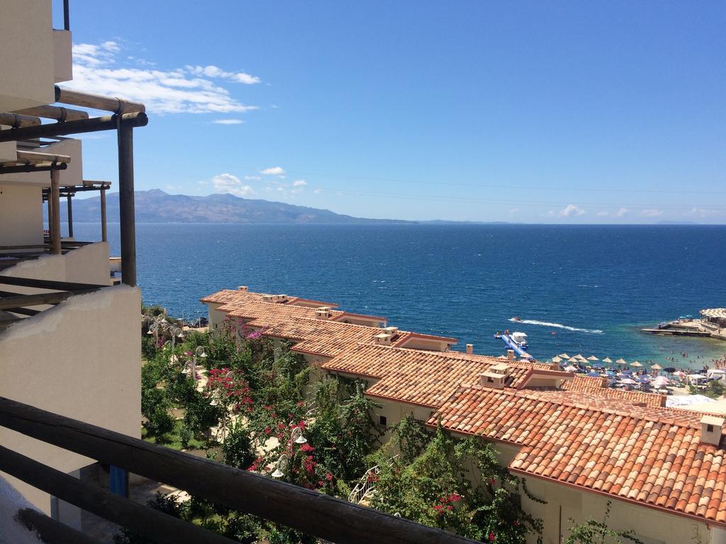 Apartments Wonderful Bay Sarandë エクステリア 写真