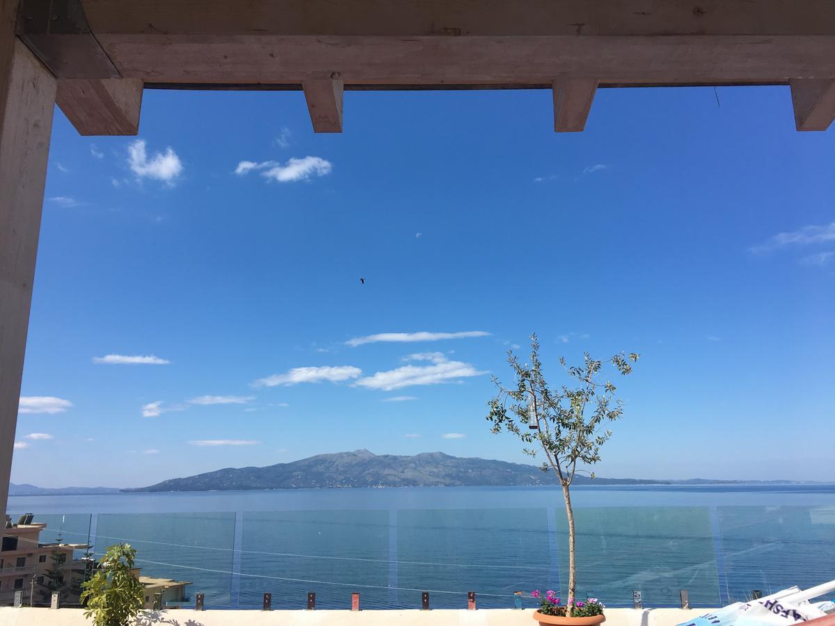 Apartments Wonderful Bay Sarandë エクステリア 写真