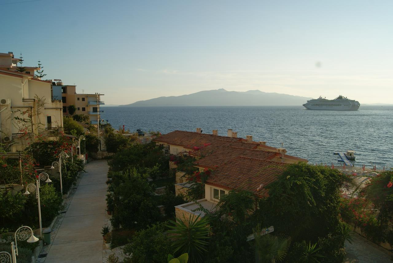 Apartments Wonderful Bay Sarandë エクステリア 写真